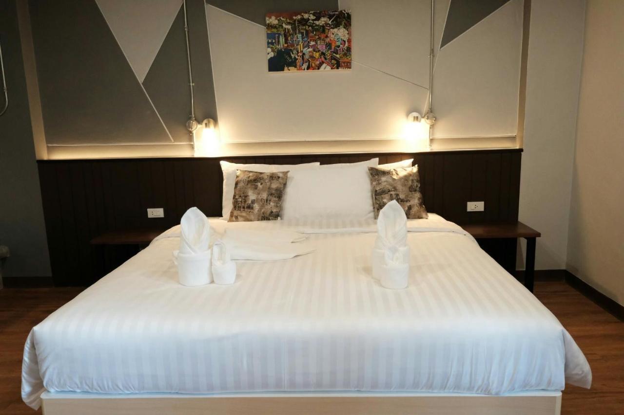 Room2U Hatjaj Kültér fotó